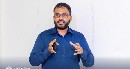 Maldivian Australia Awards alumnus Nashwan Jaleel speaks during a presentation